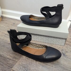 Black Ballet Flats Daisy Fuentes